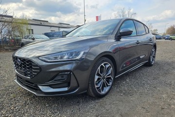 1.0 EcoBoost 125KM M6 ST LINE X * od ręki różne kolory *